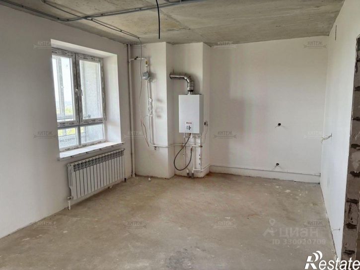 3-комн квартира улица Первых Коммунаров, 18,  д. 18