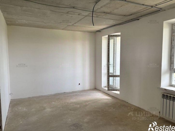 3-комн квартира улица Первых Коммунаров, 18,  д. 18