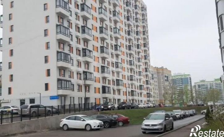 3-комн квартира ул Спартака, 15,  д. 15
