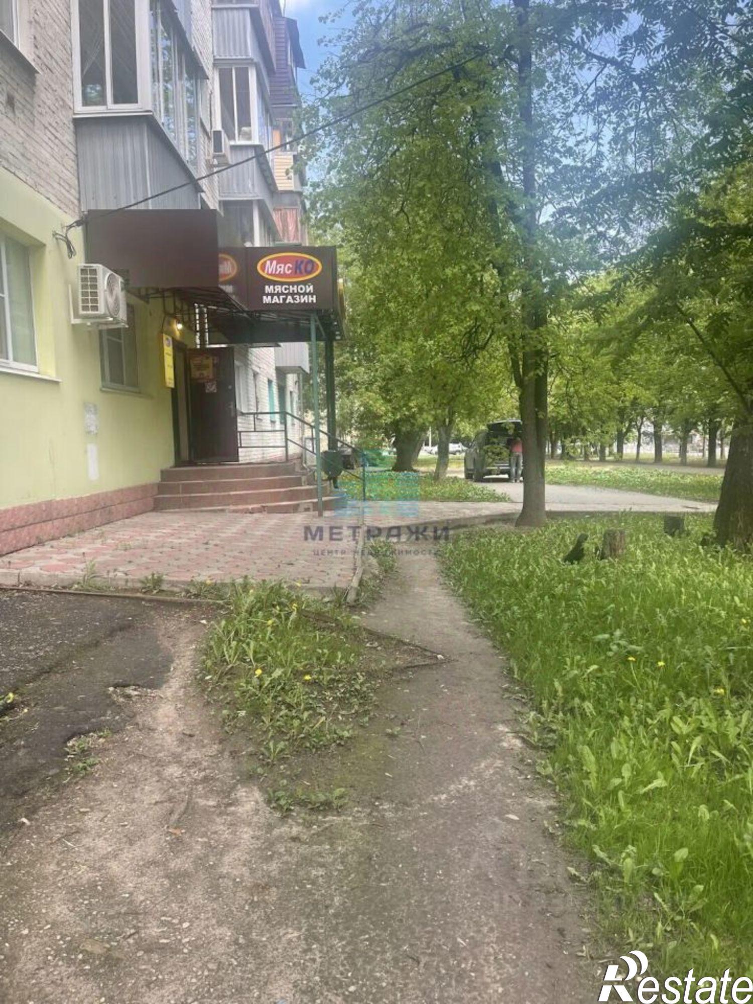Купить торговое помещение за 5 174 160 рублей на Московская улица, 218