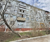2-комн, 44кв м, этаж 1/5 улица Дзержинского, 92