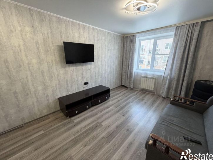 2-комн квартира улица Георгия Амелина, 18,  д. 18