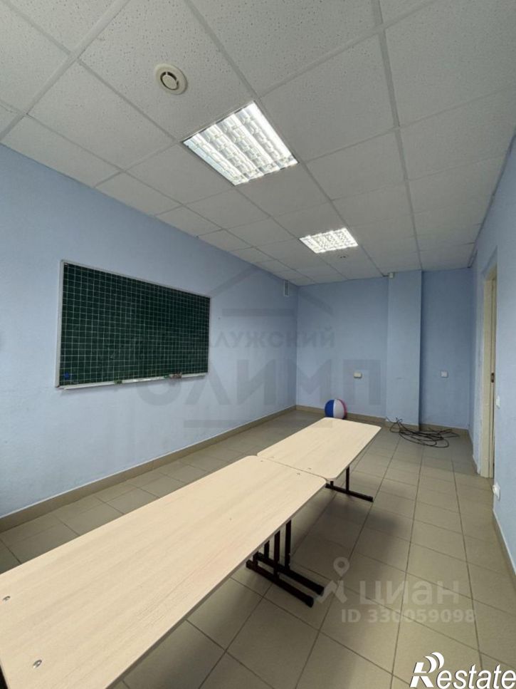 Торговое помещение Кооперативная улица, 1/2,  д. 1/2
