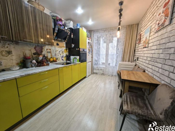 3-комн квартира улица Петра Тарасова, 12,  д. 12
