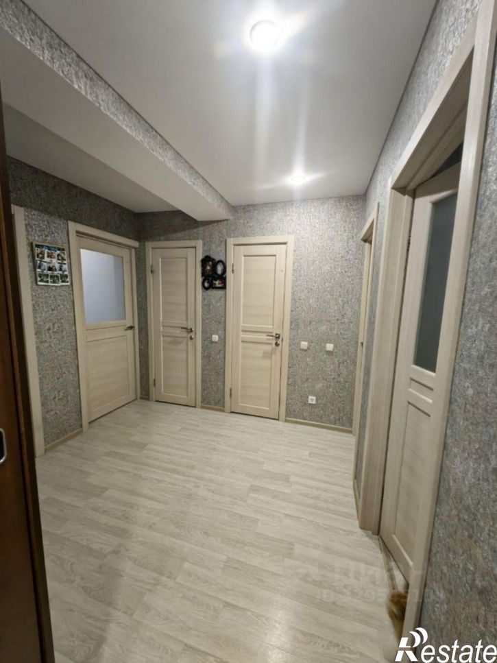 3-комн квартира улица Петра Тарасова, 12,  д. 12