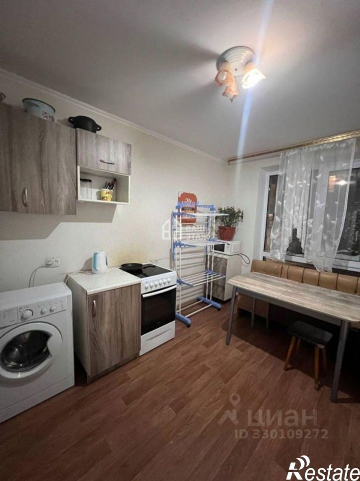 1-комн квартира улица Петра Тарасова, 37,  д. 37