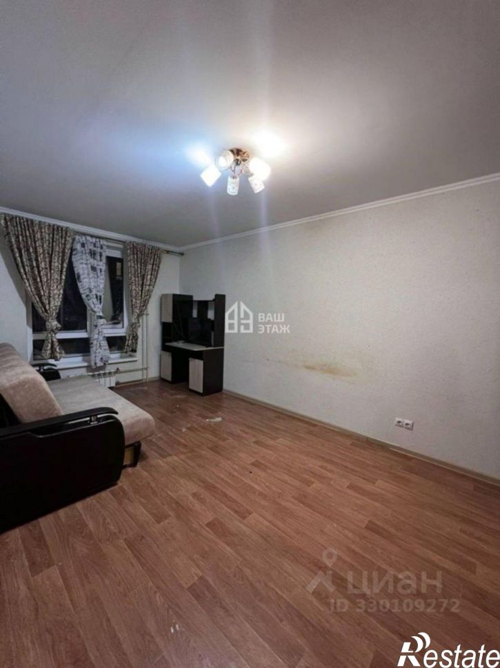 1-комн квартира улица Петра Тарасова, 37,  д. 37