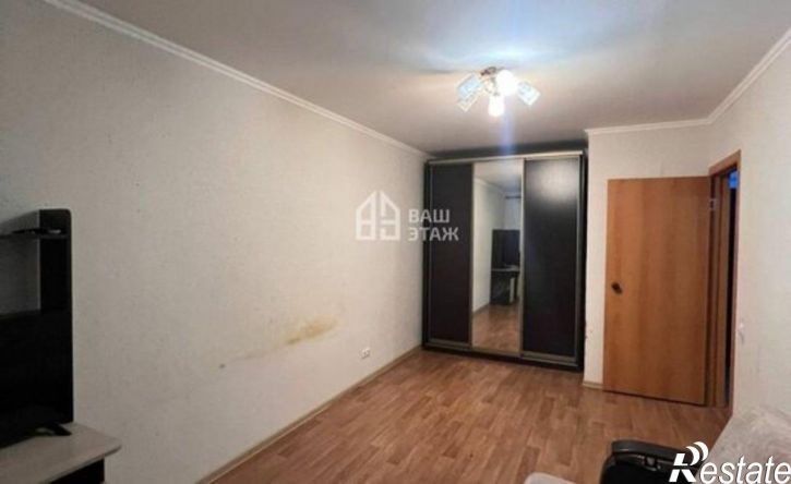 1-комн квартира улица Петра Тарасова, 37,  д. 37