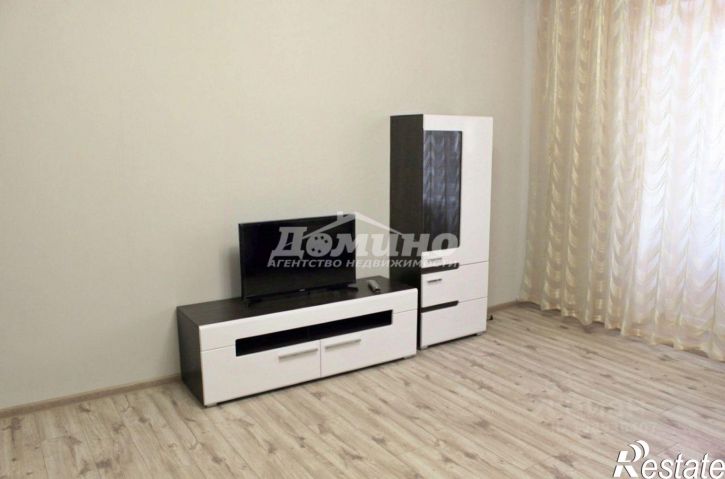 1-комн квартира ул Поле Свободы, 107,  д. 107
