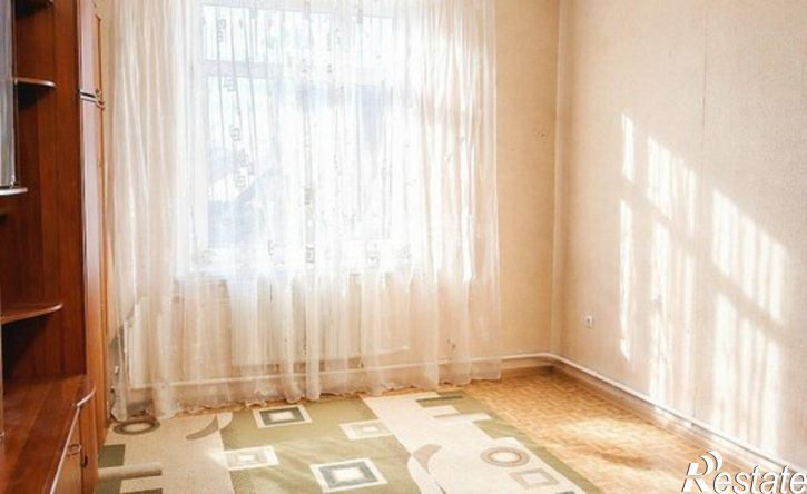 4-комн квартира Школьная улица, 4,  д. 4