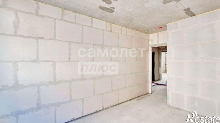 3-комн квартира улица Адмирала Сенявина, 1,  д. 1