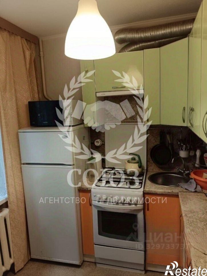 2-комн квартира улица Гурьянова, 16,  д. 16