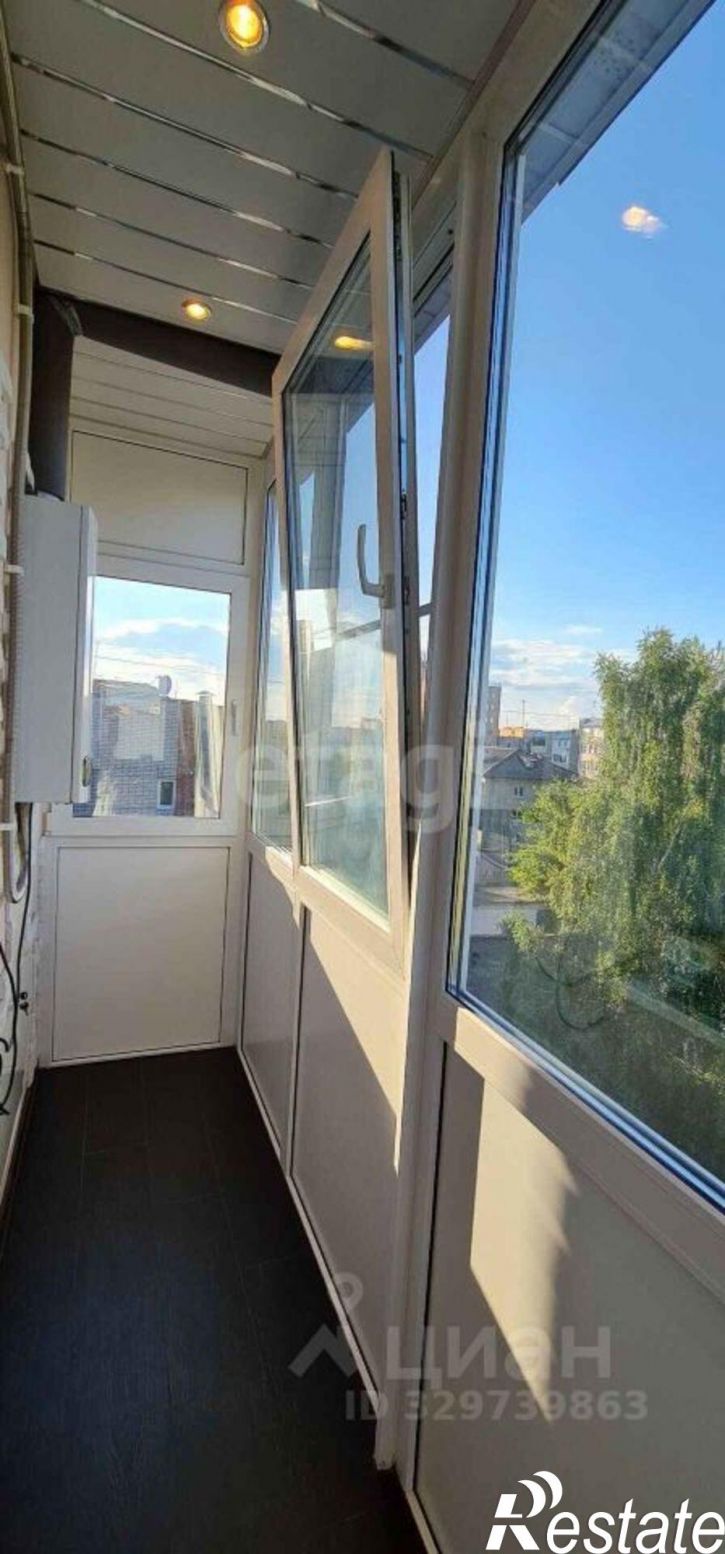 2-комн квартира ул Космонавта Комарова, 33,  д. 33