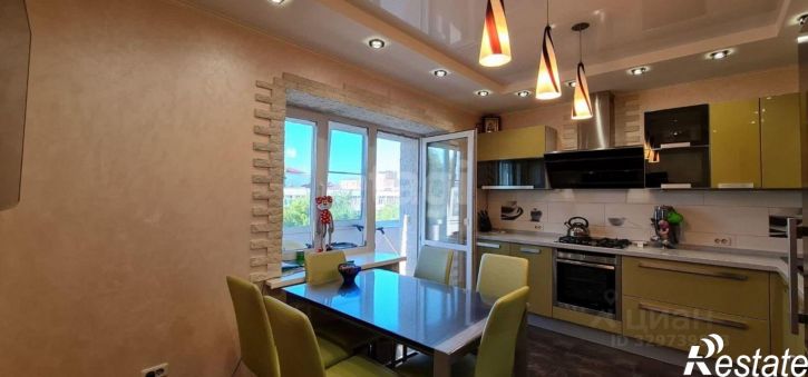 2-комн квартира ул Космонавта Комарова, 33,  д. 33