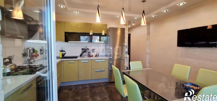 2-комн квартира ул Космонавта Комарова, 33,  д. 33