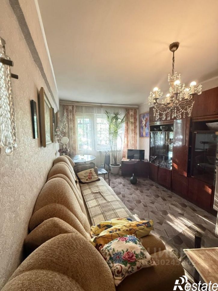 3-комн квартира улица Суворова, 50,  д. 50
