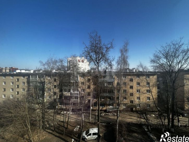1-комн квартира улица Поле Свободы, 10,  д. 10