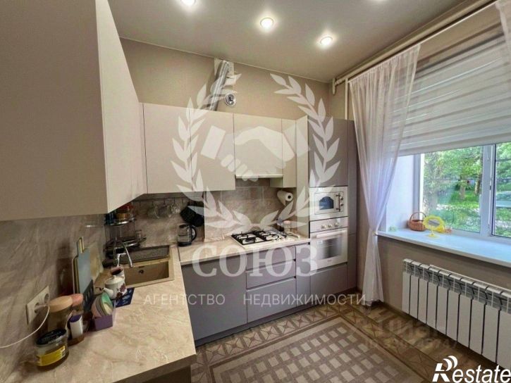 3-комн квартира ул Чичерина, 10,  д. 10
