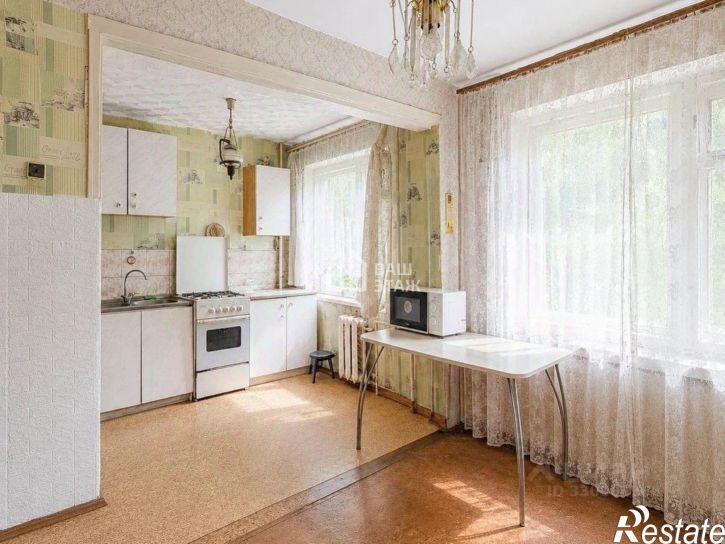 3-комн квартира улица Веры Андриановой, 5,  д. 5