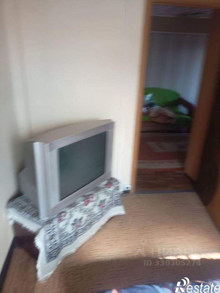 3-комн квартира Хрустальная улица, 50,  д. 50