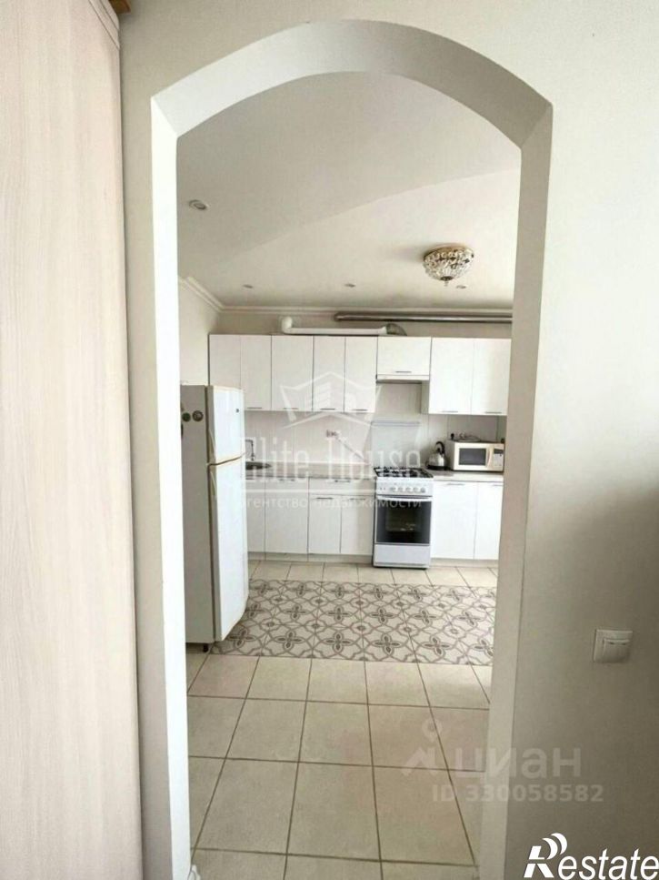1-комн квартира улица Братьев Луканиных, 1,  д. 1