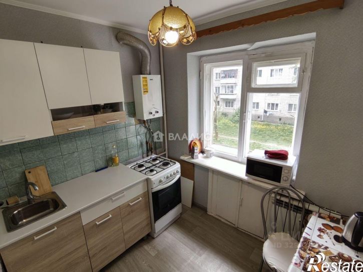 2-комн квартира Московская улица, 240 к1,  д. 240 к1