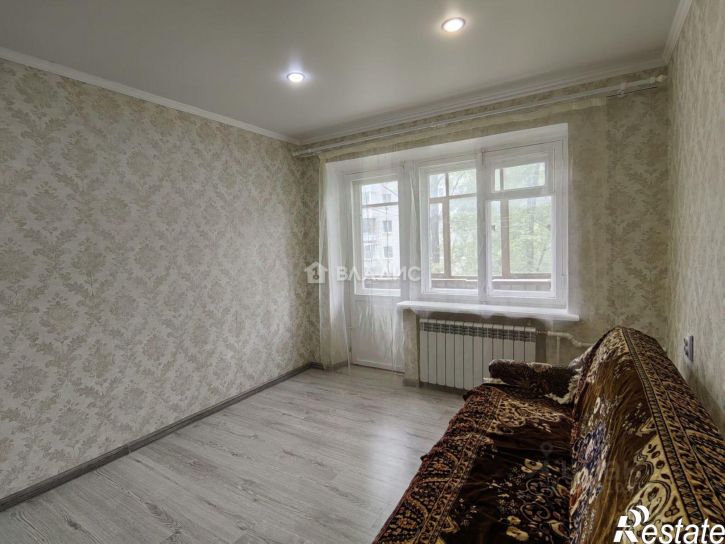 2-комн квартира Московская улица, 240 к1,  д. 240 к1