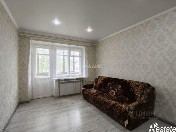 2-комн квартира Московская улица, 240 к1,  д. 240 к1