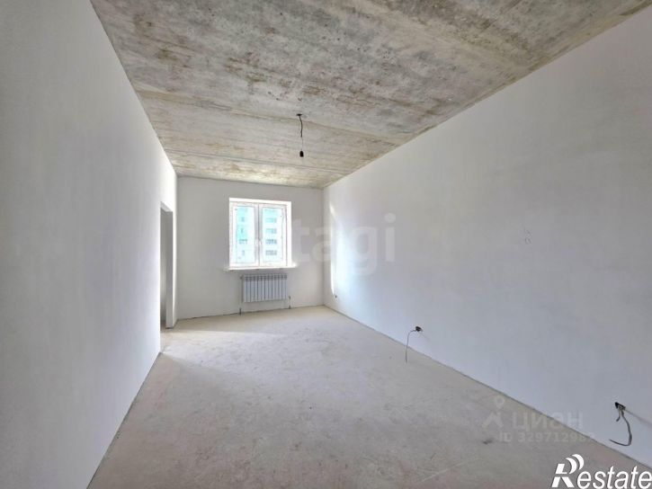 3-комн квартира улица Гурьянова, 69 к2,  д. 69 к2