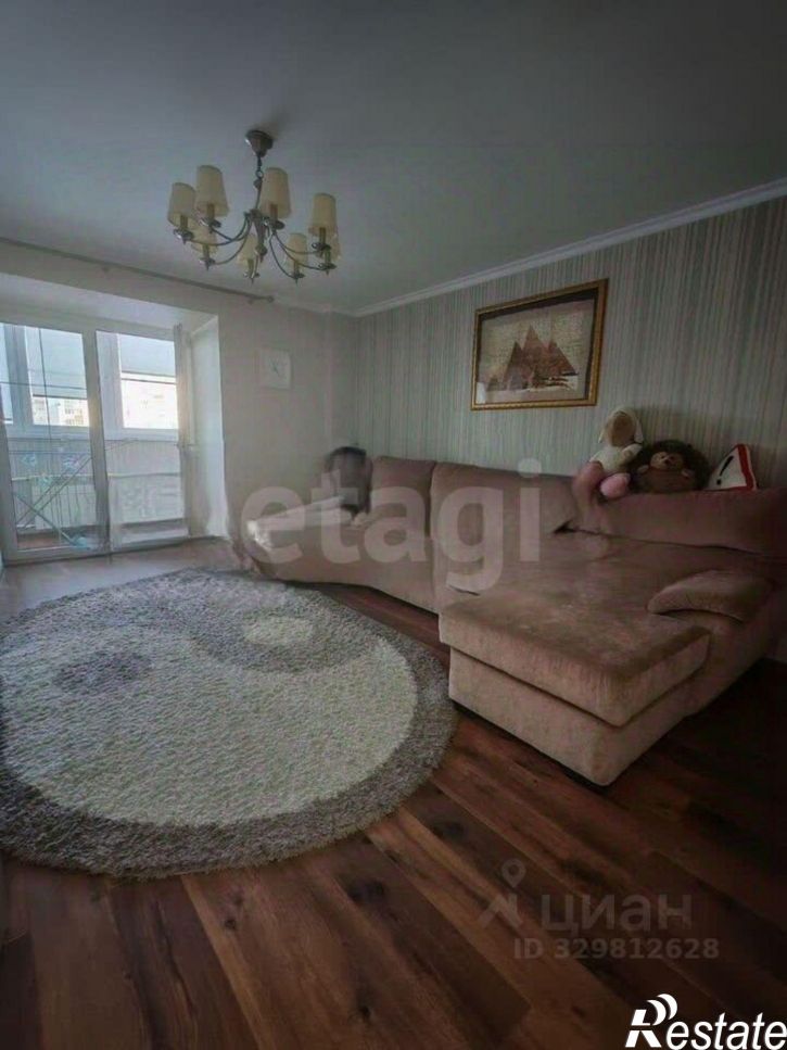 3-комн квартира улица Гурьянова, 73,  д. 73