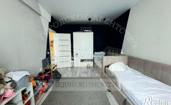 2-комн квартира улица Георгия Димитрова, 8,  д. 8
