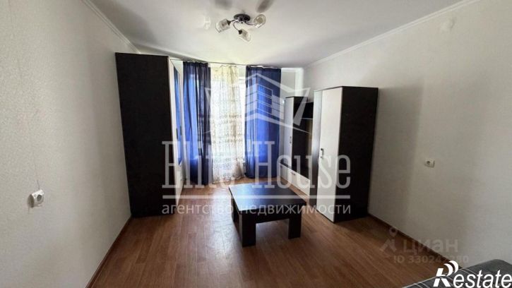 1-комн квартира улица Петра Тарасова, 27,  д. 27