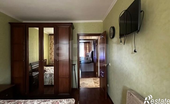 2-комн квартира улица Гурьянова, 57 к4,  д. 57 к4