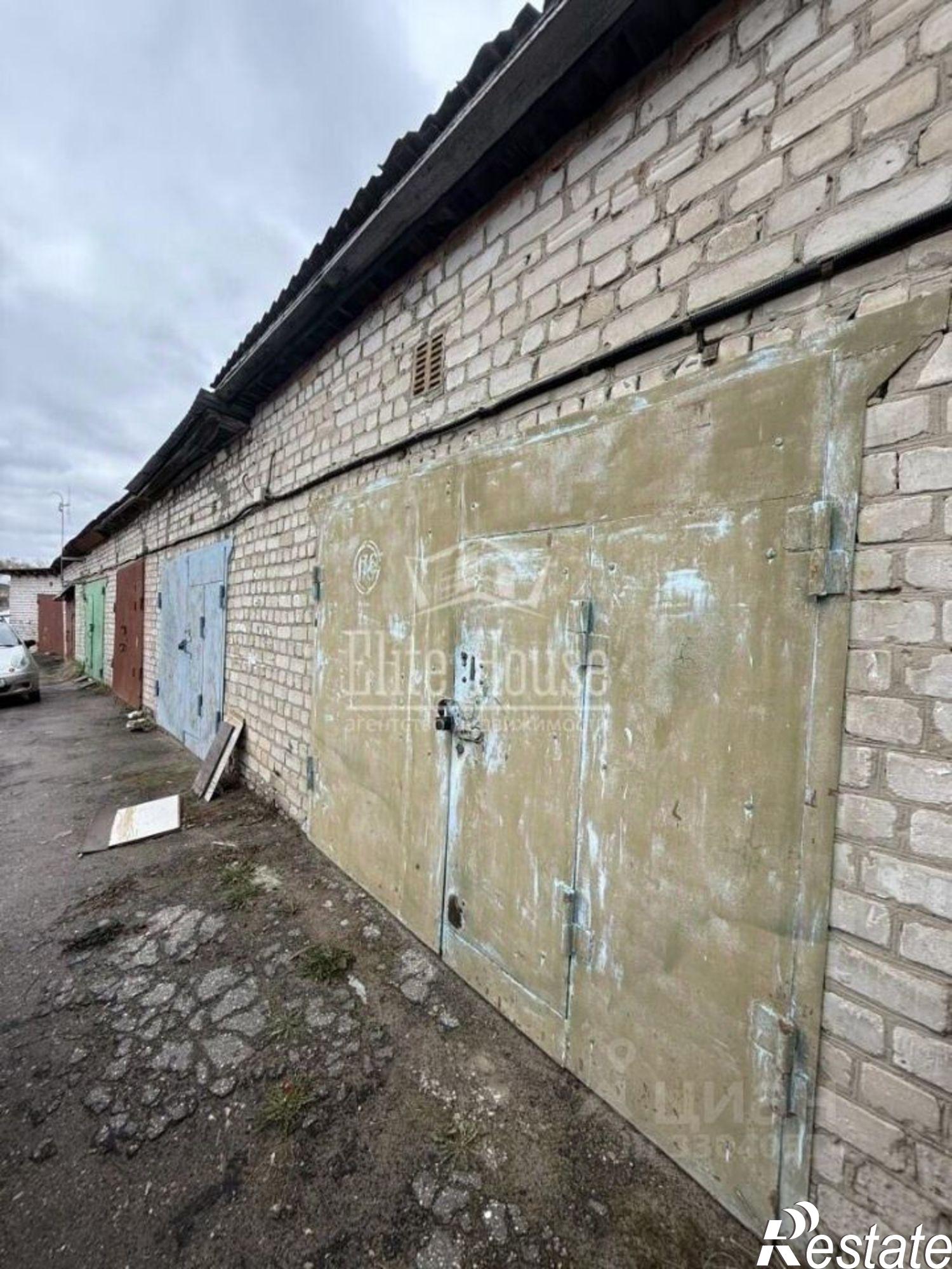 Купить гараж, место в паркинге за 550 000 рублей на ул Чехова, 21