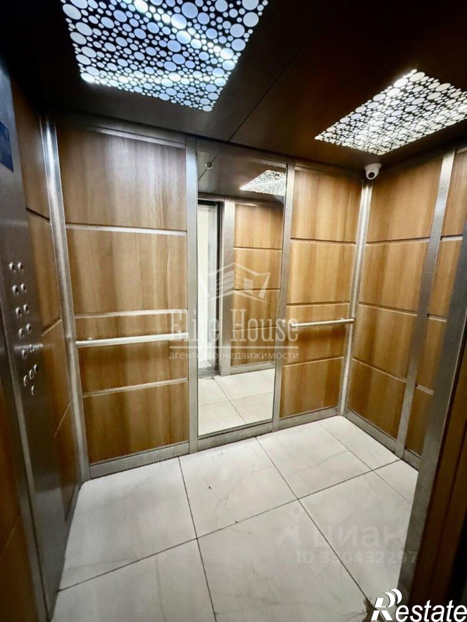 Купить гараж, место в паркинге за 1 438 370 рублей на Высокая улица, 2А