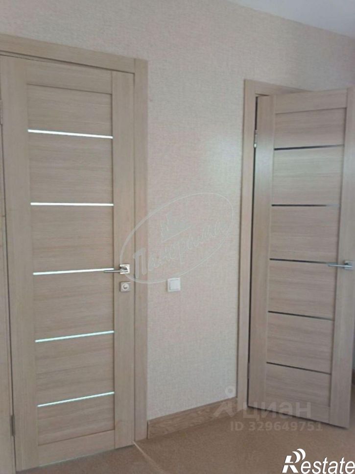 3-комн квартира пр-д Юрия Круглова, 12,  д. 12
