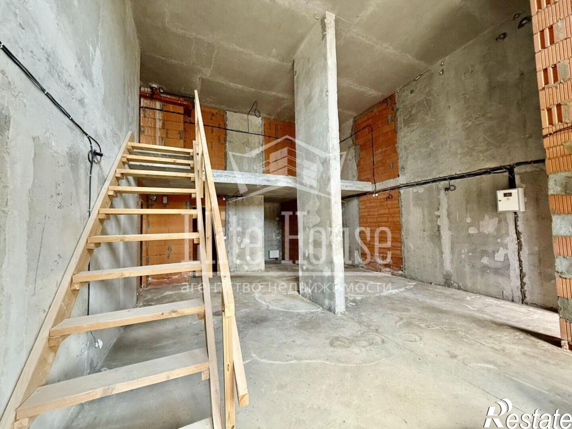 Купить офис, помещение под офис за 10 920 200 рублей на ул Высокая, 2