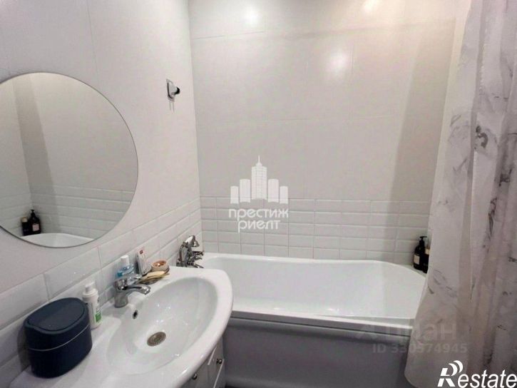 2-комн квартира б-р Моторостроителей, 21,  д. 21