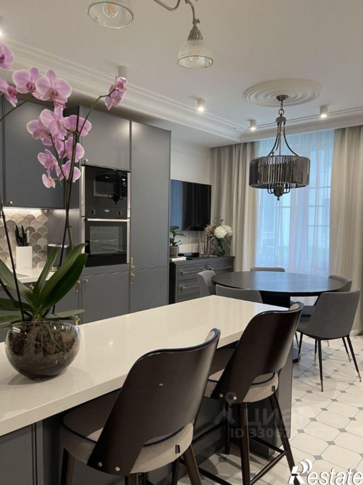 4-комн квартира улица Циолковского, 34,  д. 34
