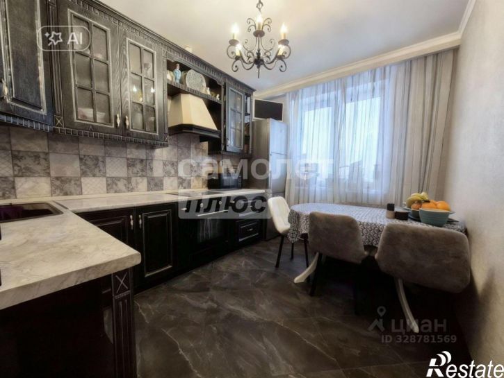 3-комн квартира Хрустальный пер, 27,  д. 27