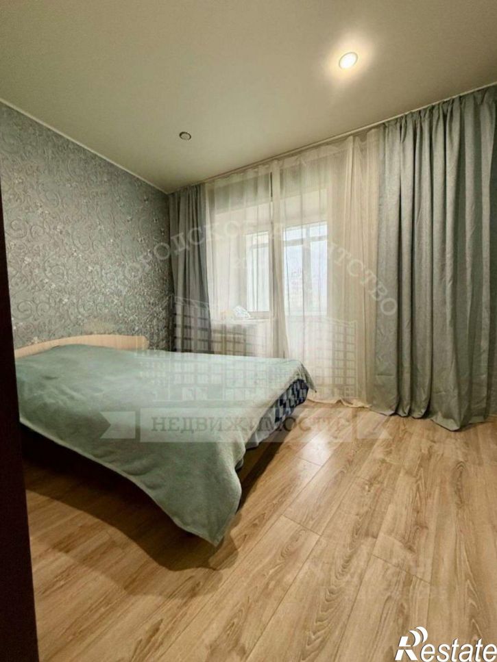 4-комн квартира б-р Моторостроителей, 12а,  д. 12а