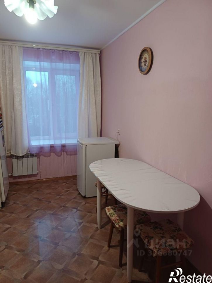 4-комн квартира ул Первых Коммунаров, 14,  д. 14