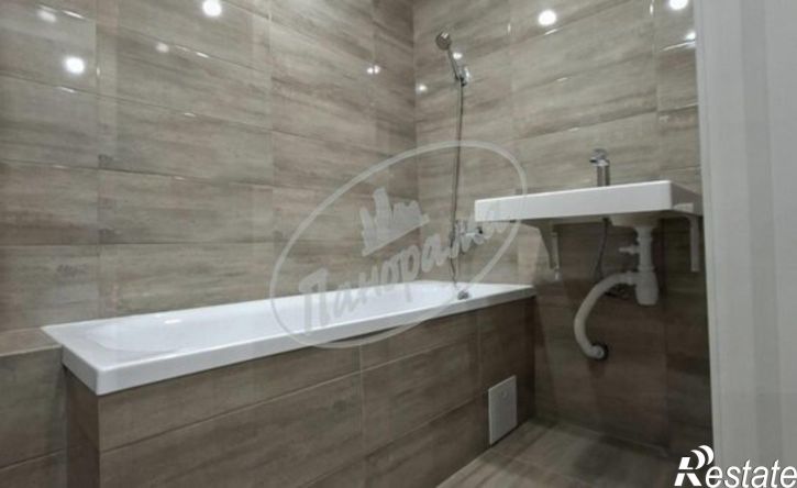 1-комн квартира улица Поле Свободы, 83,  д. 83