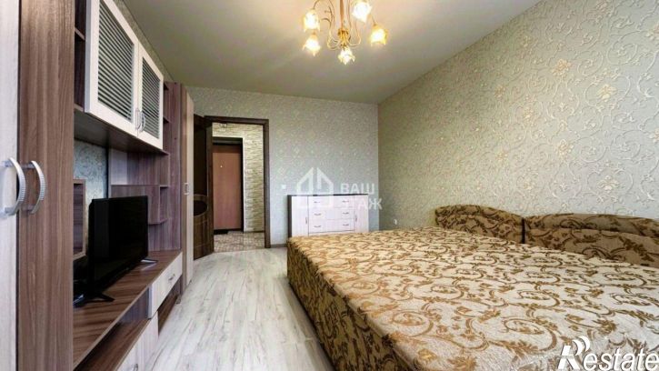 1-комн квартира улица Поле Свободы, 105,  д. 105