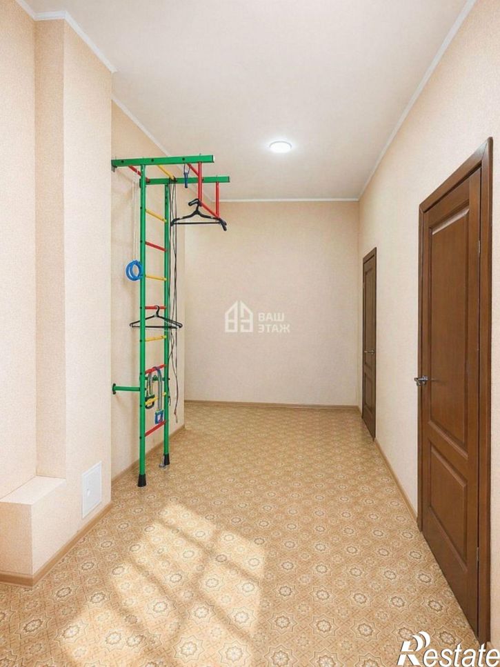 4-комн квартира Школьная улица, 4,  д. 4