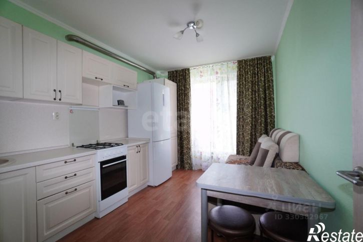 1-комн квартира улица Петра Тарасова, 27,  д. 27