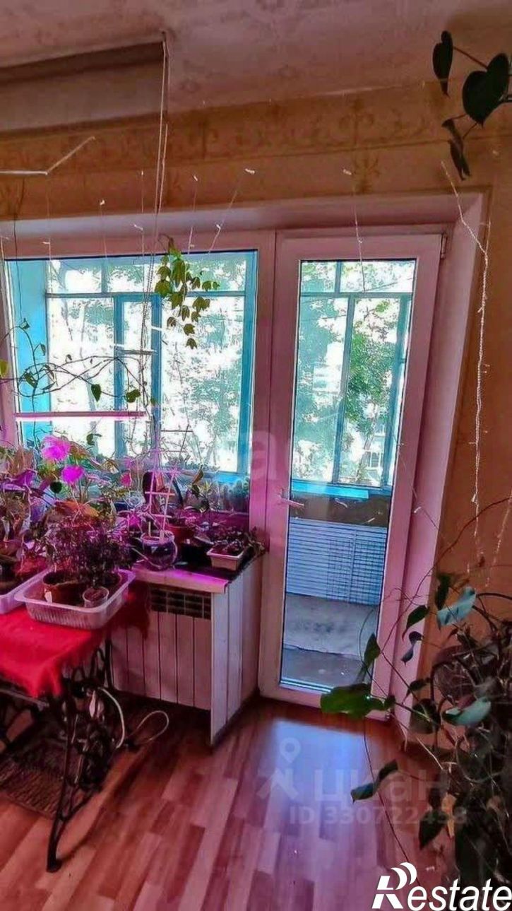 3-комн квартира ул Суворова, 54,  д. 54