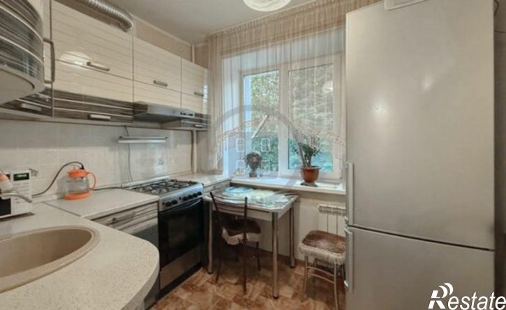 2-комн квартира улица Тельмана, 15,  д. 15
