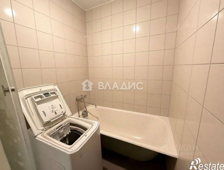 Комната улица Гурьянова, 10 к3,  д. 10 к3