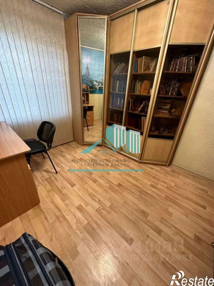 3-комн квартира улица Суворова, 60,  д. 60
